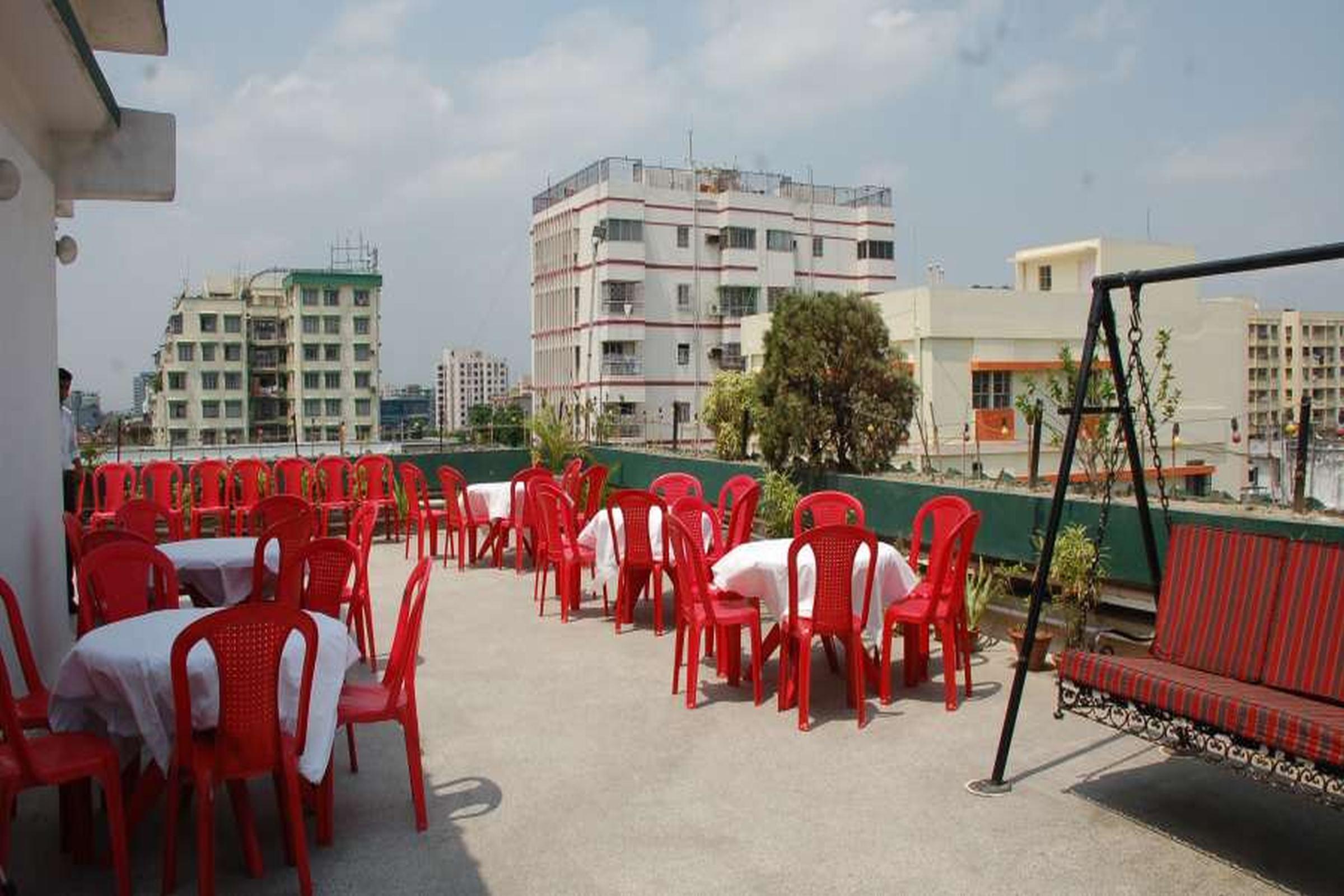Park Palace Hotel Calcuta Exterior foto